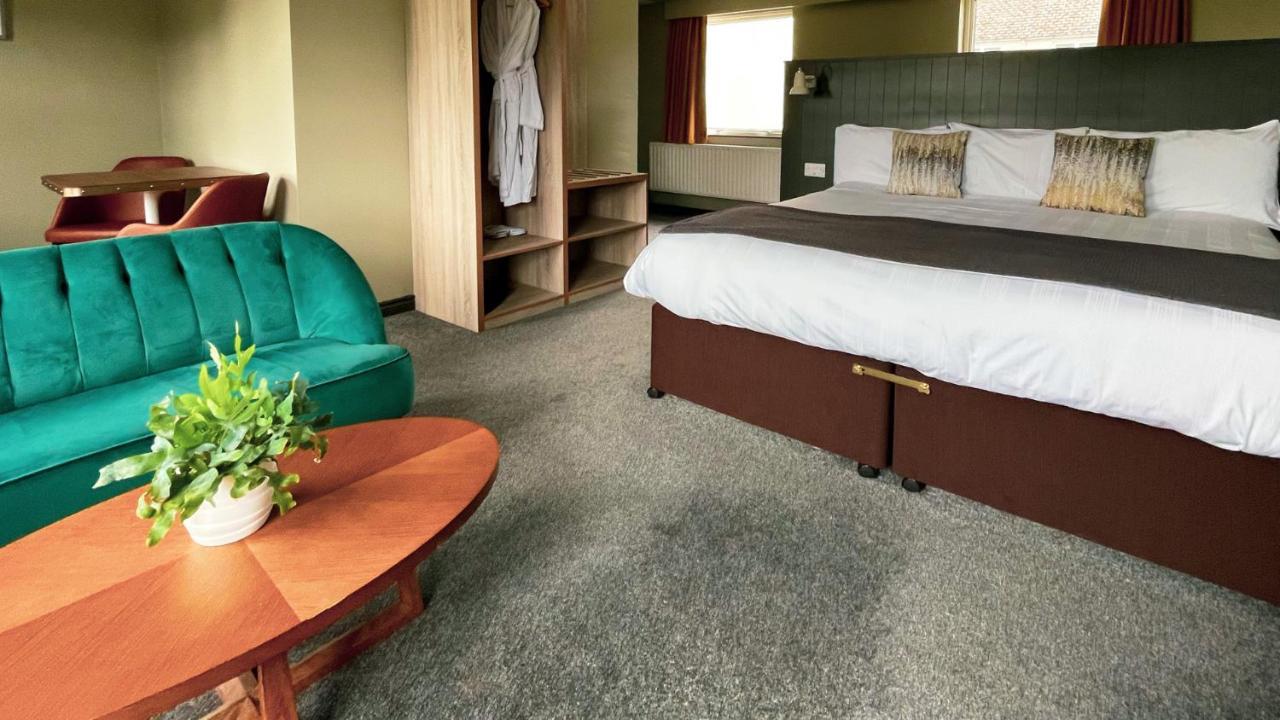 Marine Hotel באליקאסל מראה חיצוני תמונה
