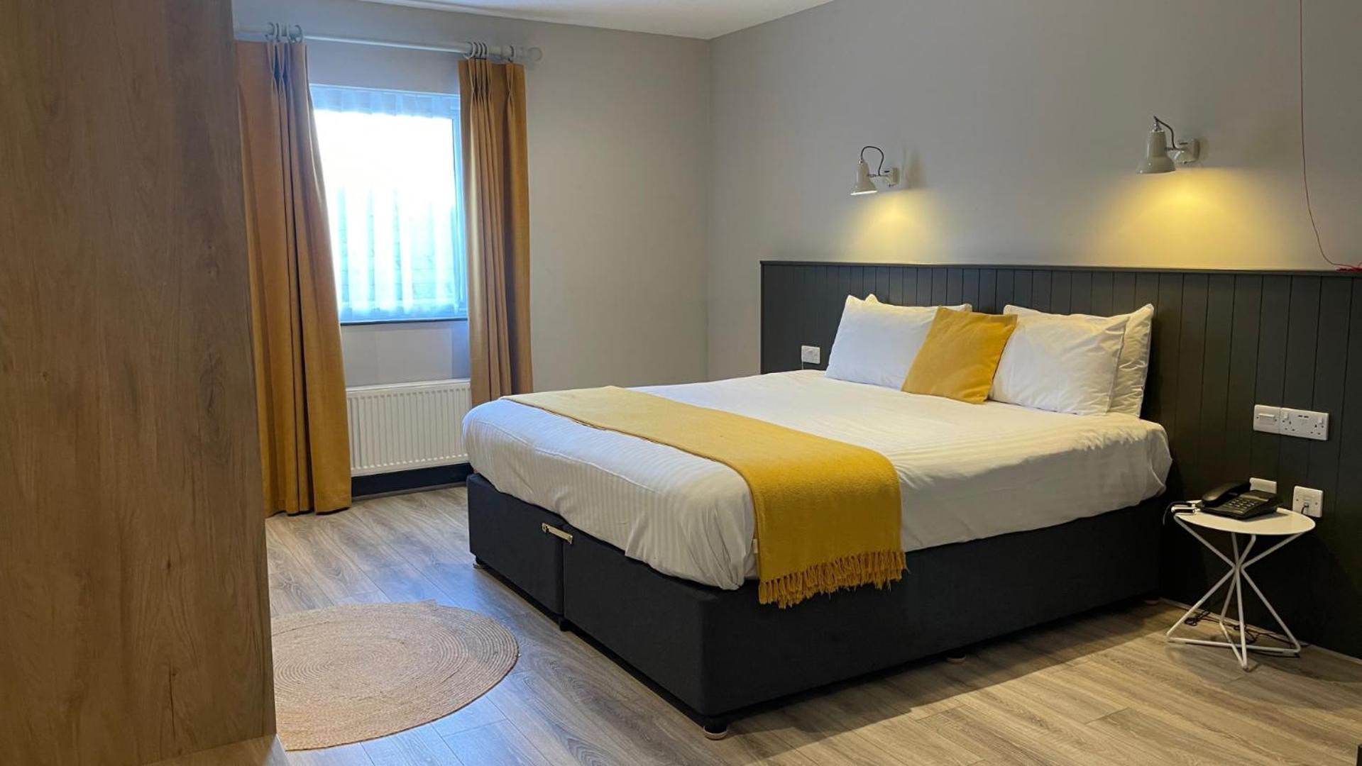 Marine Hotel באליקאסל מראה חיצוני תמונה