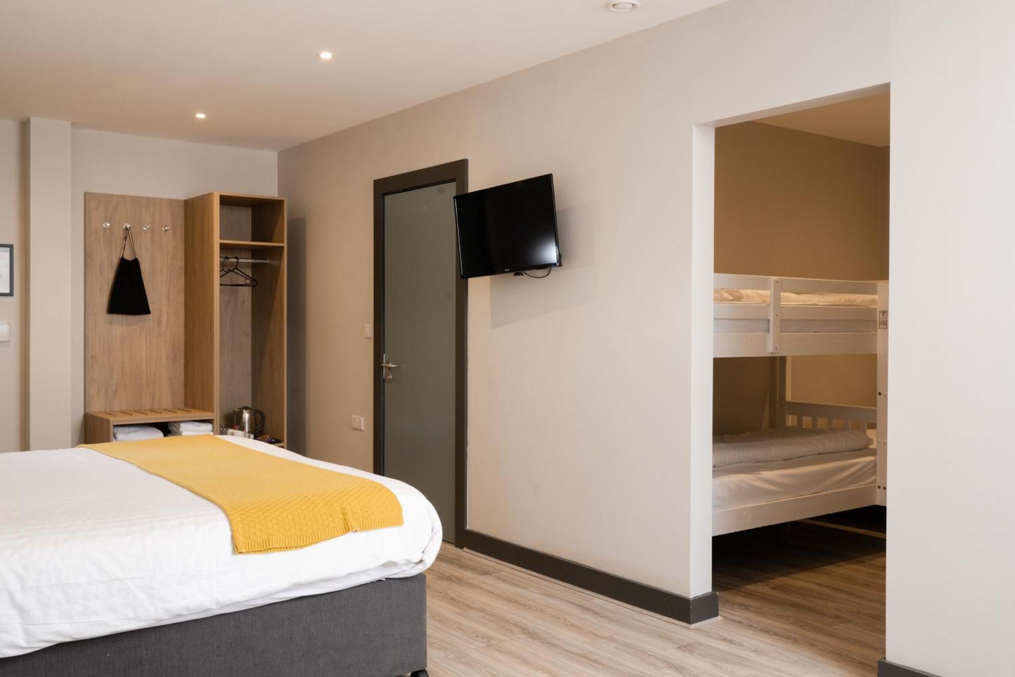 Marine Hotel באליקאסל מראה חיצוני תמונה