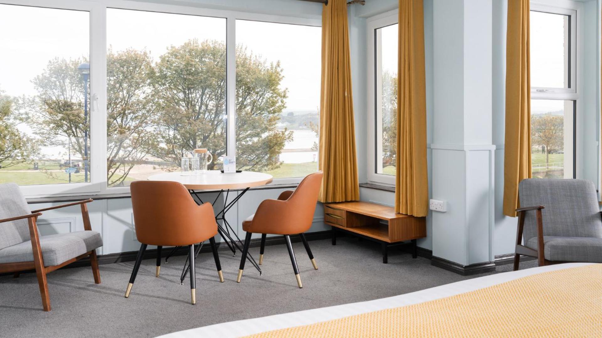Marine Hotel באליקאסל מראה חיצוני תמונה