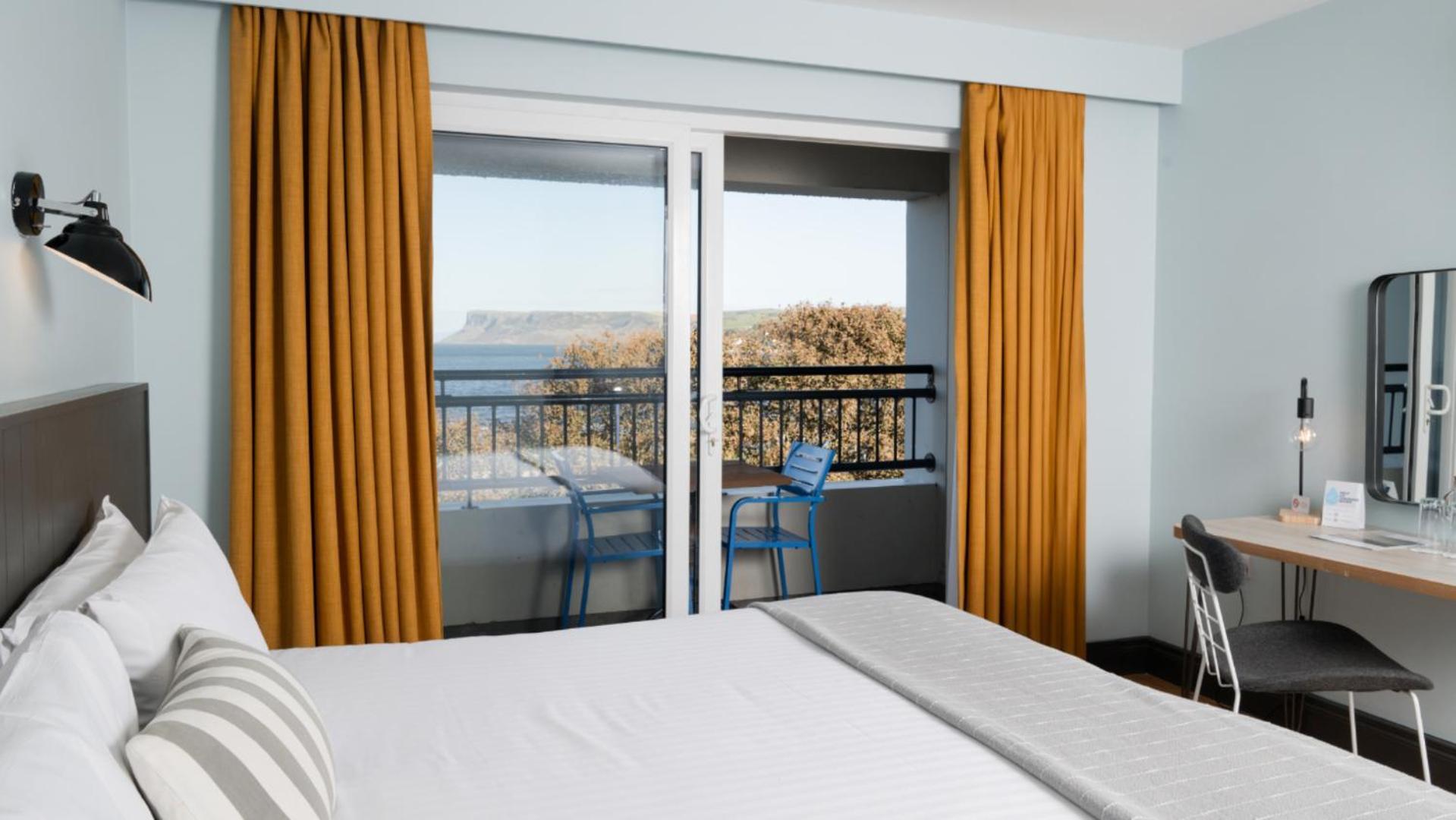 Marine Hotel באליקאסל מראה חיצוני תמונה